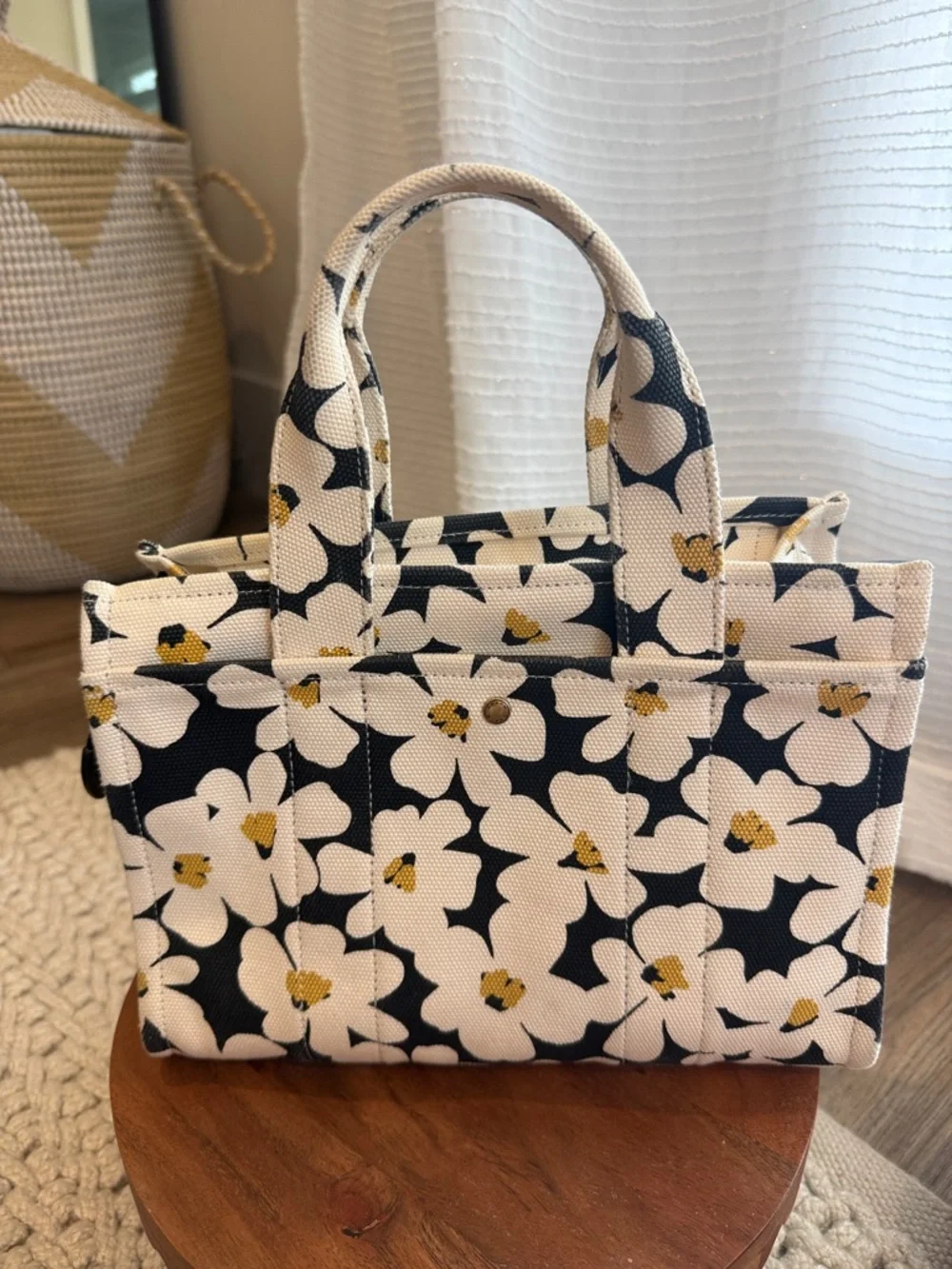 Coach Floral Cargo ToteBlack  Floral Canvas  Tote 26 with Gold Accents - Picture 9 of 14